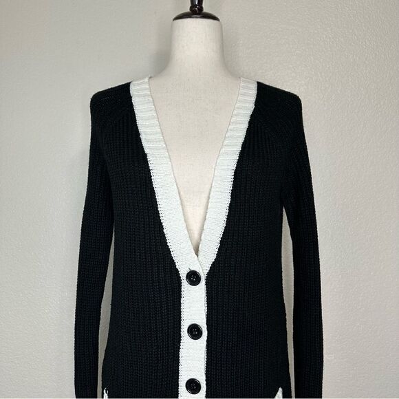 Forever 21 Women’s Colorblock Front Button Long Sleeves Cardigan - Picture 3 of 13